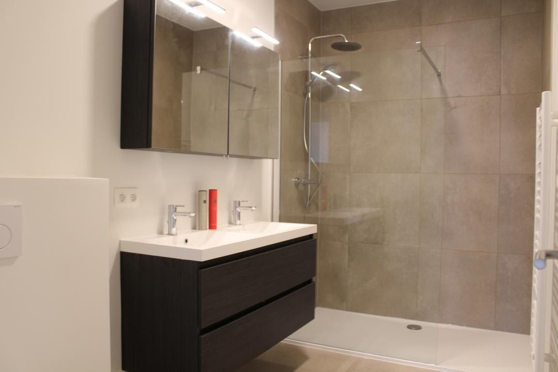 3-salaapkamerappartement met terras foto 14