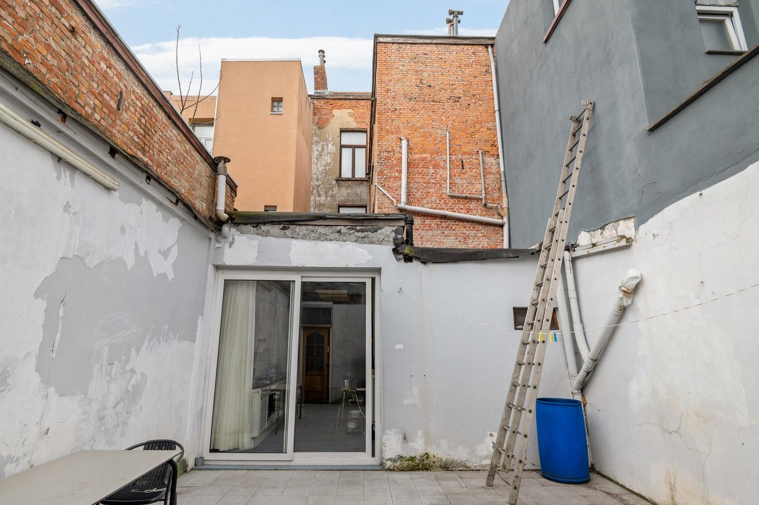 Ruime woning met 8 slaapkamers te Antwerpen! foto 16
