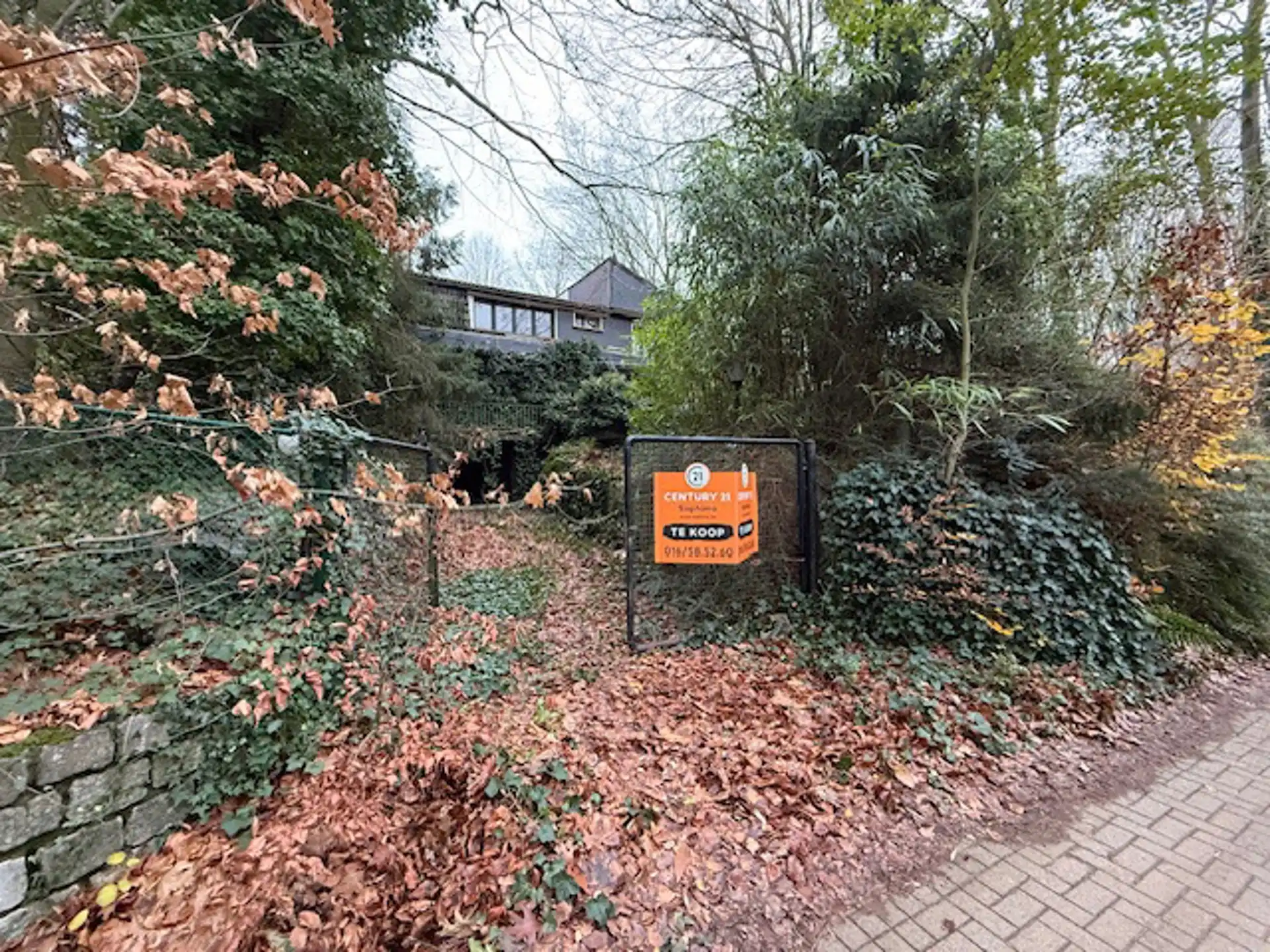 Hoofdfoto van de publicatie: Af te breken woning op een perceel van 8 are