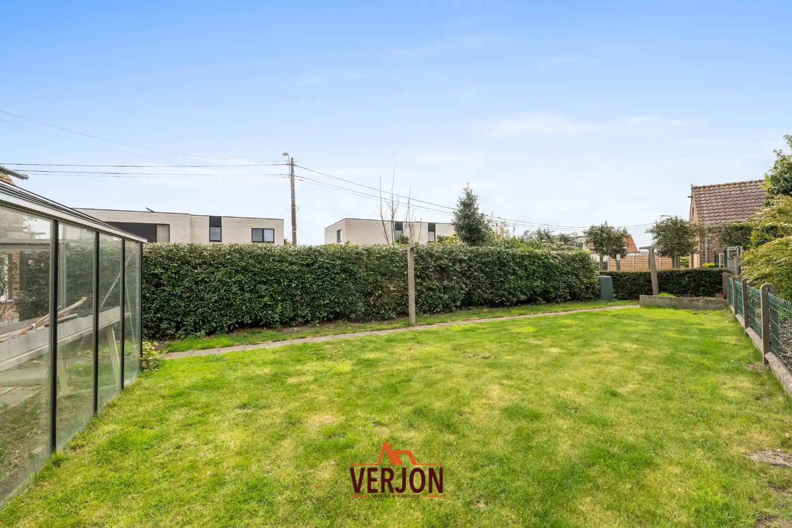 Ruime gezinswoning met 4 slaapkamers, grote garage en zonnige tuin foto 19