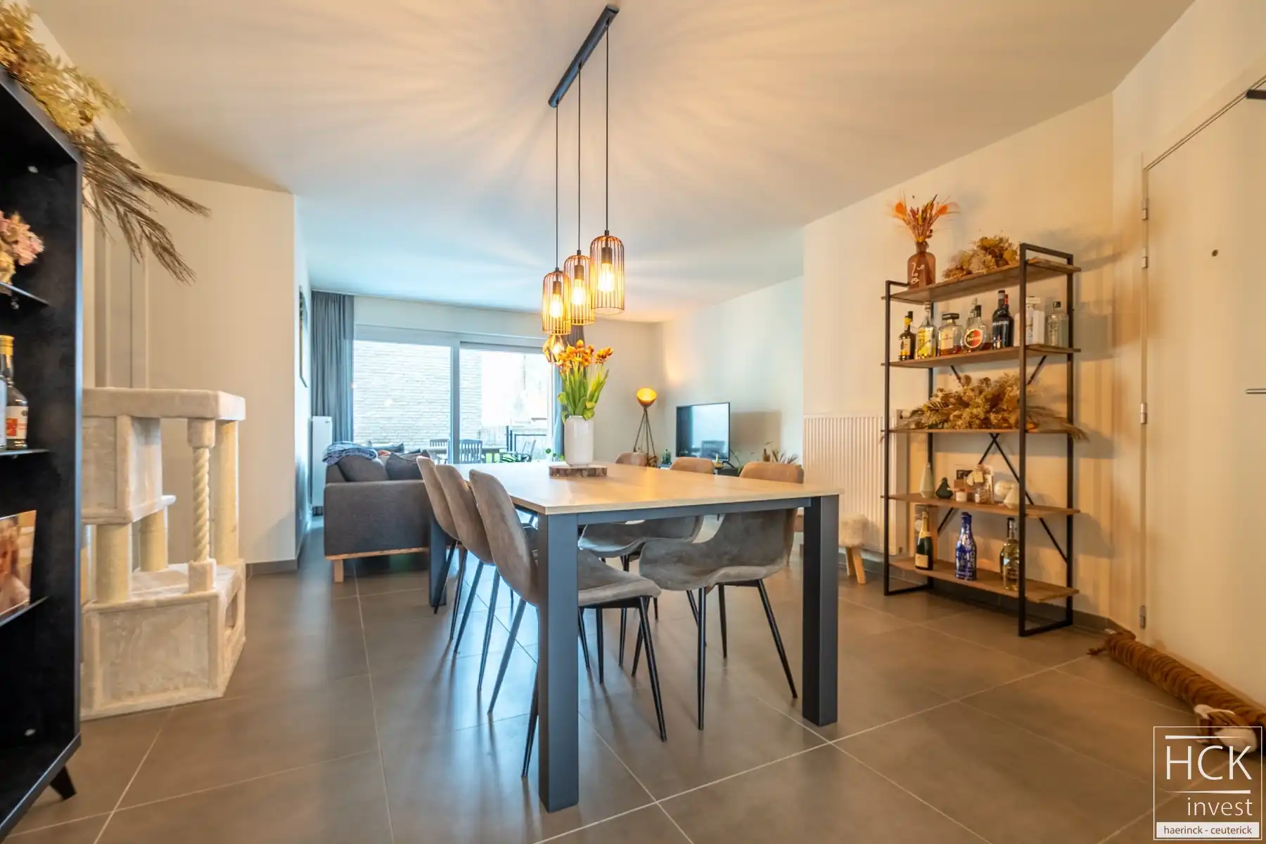 KRUISHOUTEM – Energiezuinig gelijkvloers appartement met 2 SLPK én garage foto 8