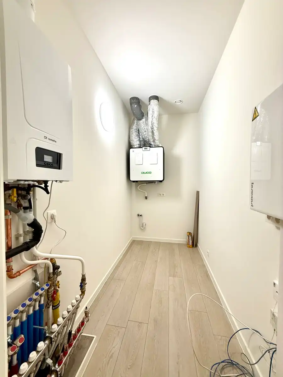 Ruim appartement met 3 slaapkamers foto 17