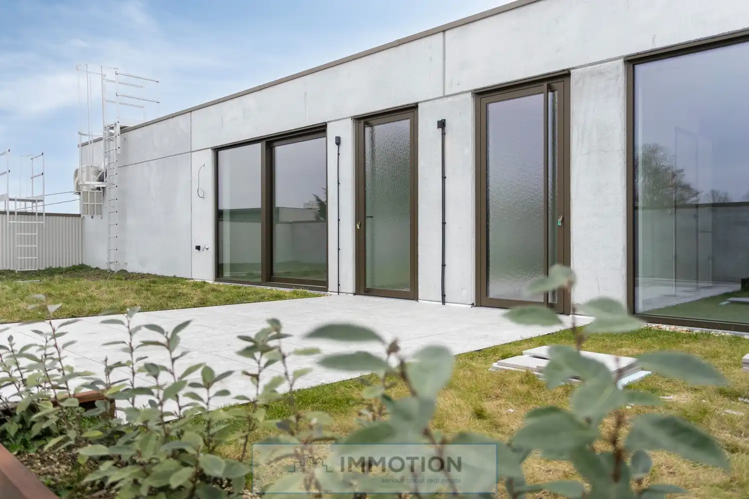 KORTRIJKSTRAAT 127 ZWEVEGEM - NIEUWE INSTAPKLARE APPARTEMENTEN MET TUIN EN TERRAS - 50% VERKOCHT foto 3