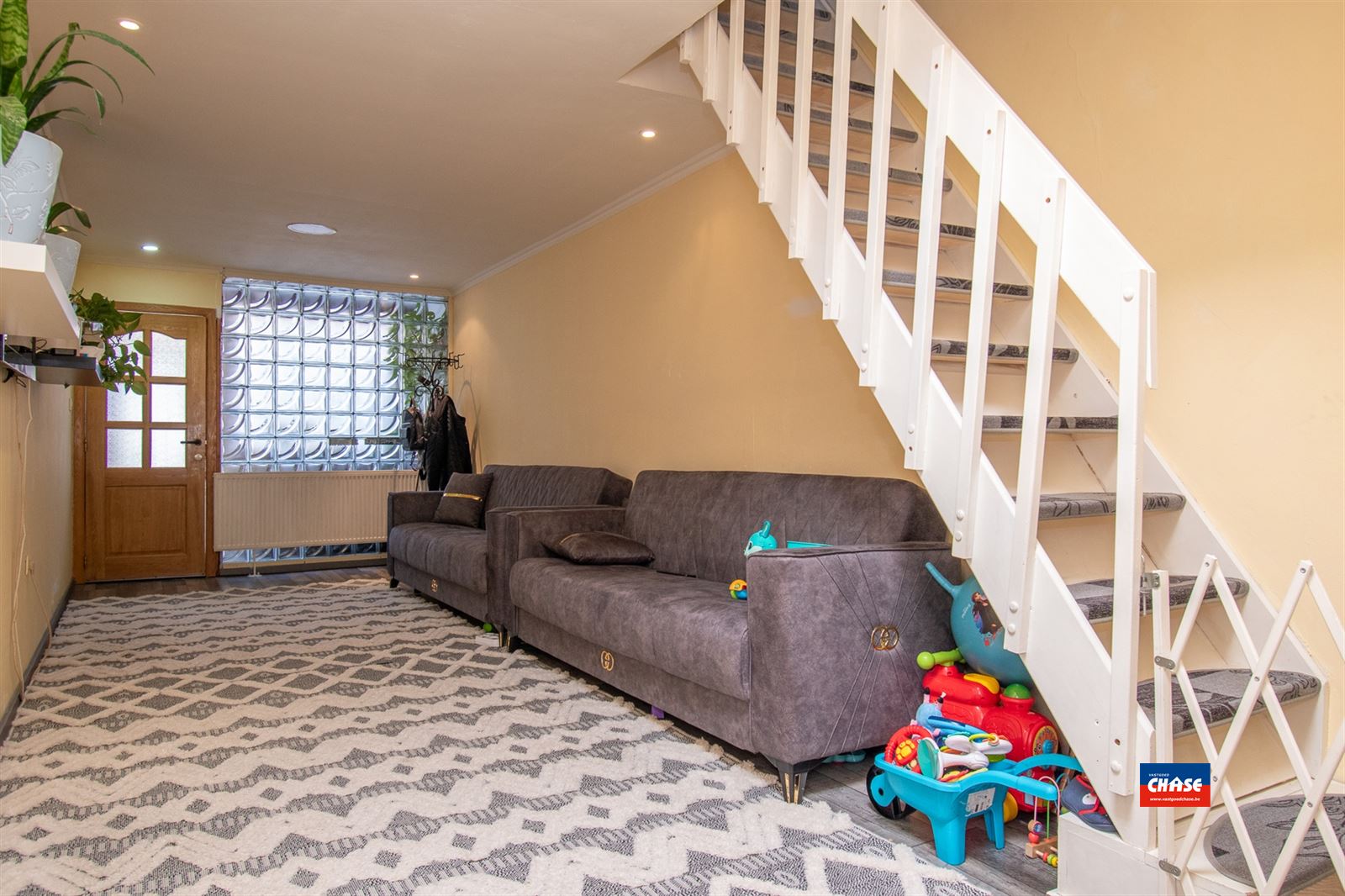 IN OPTIE !!! Starterwoning met 3 slaapkamers en garage foto 3