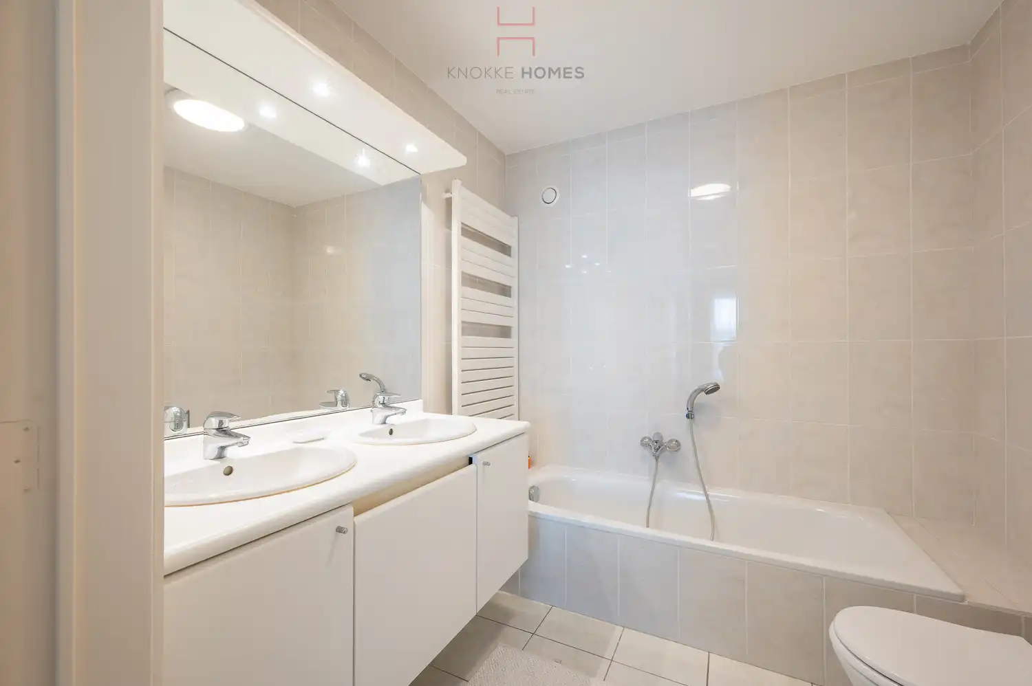 Mooi zonnig appartement gelegen aan het Albertstrand foto 14