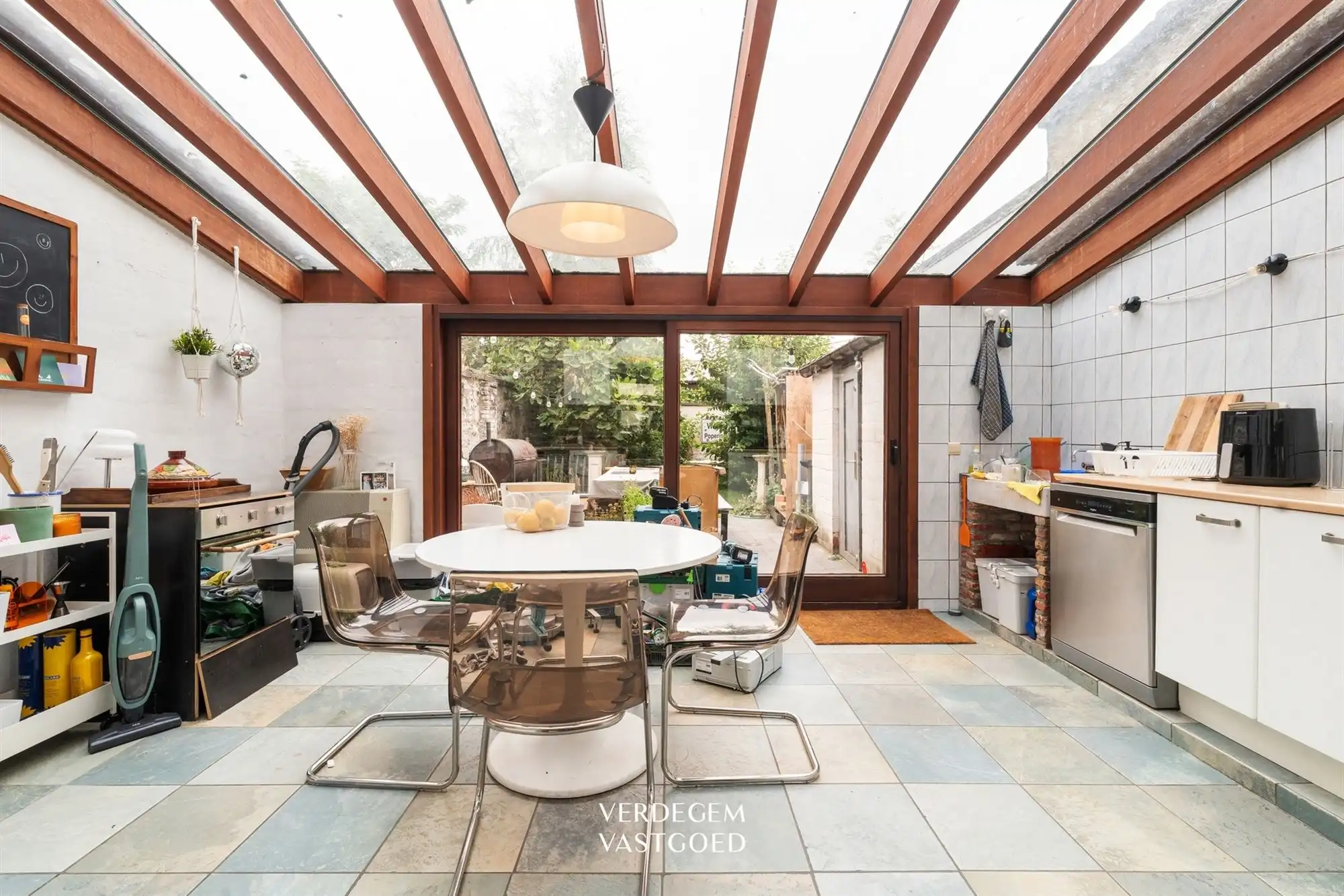 Karaktervolle woning met fijne tuin foto 4