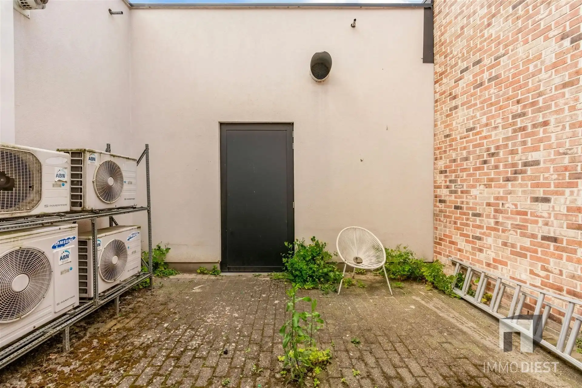 Opbrengstpand winkelcentrum van Diest (uitstekende verhuring) foto 15