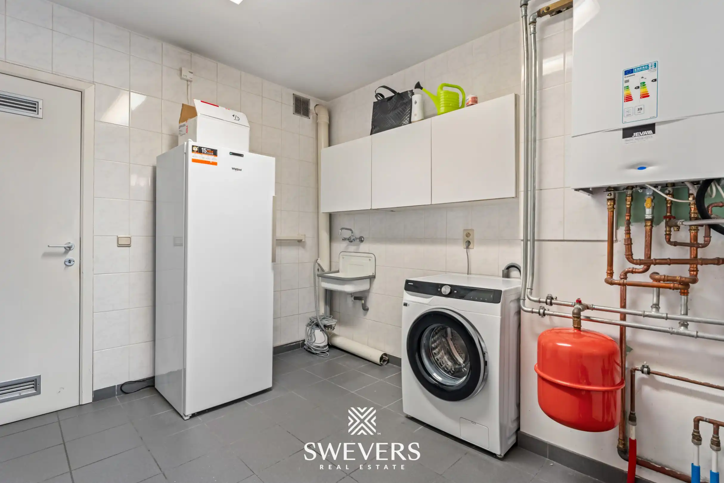 Zonnige bel-etage met dubbele garage en groot terras vlakbij het centrum van Heusden foto 22