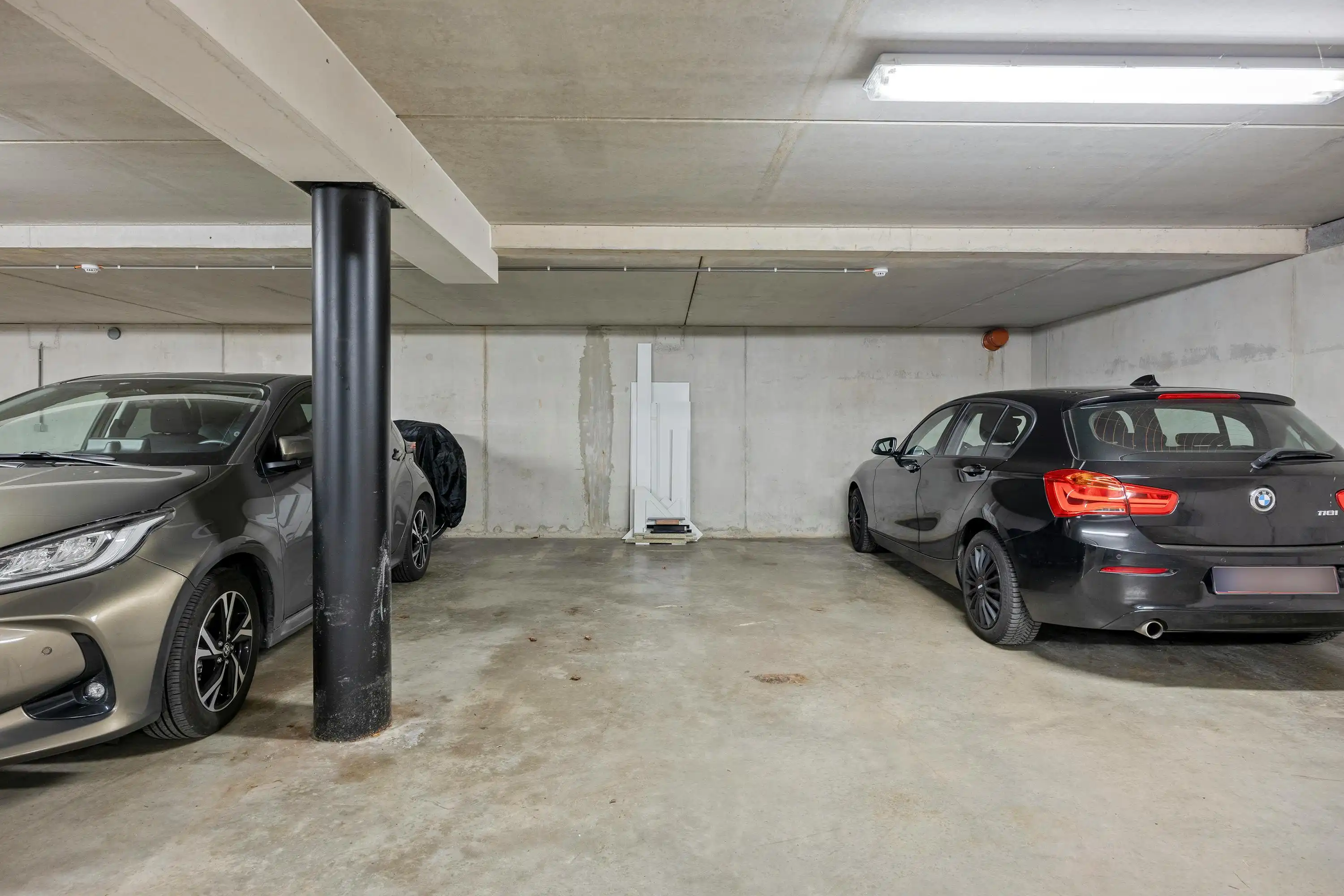 Instapklaar appartement  met ruim terras te koop in Brecht! foto 14