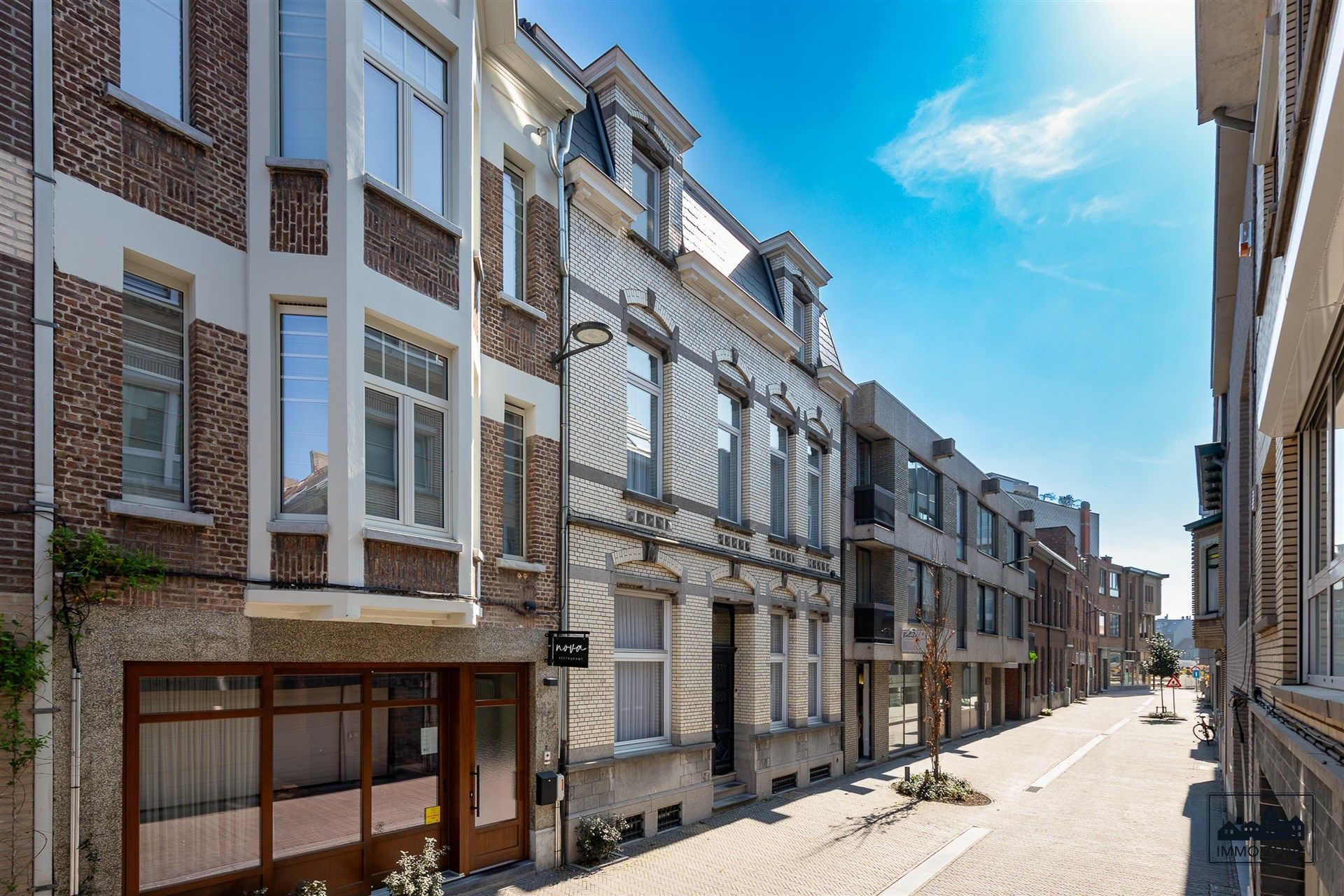 ()=>{if(producerUpdateValueVersion(node),producerAccessed(node),node.value===ERRORED)throw node.error;return node.value} Collegestraat 9 - 9100 Sint-Niklaas