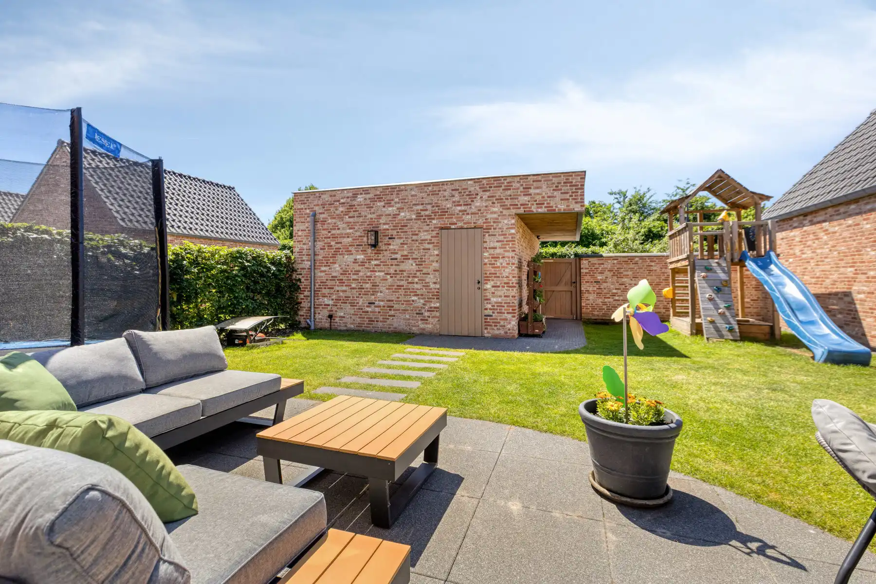 Moderne woning met 3 slaapkamers. foto 38