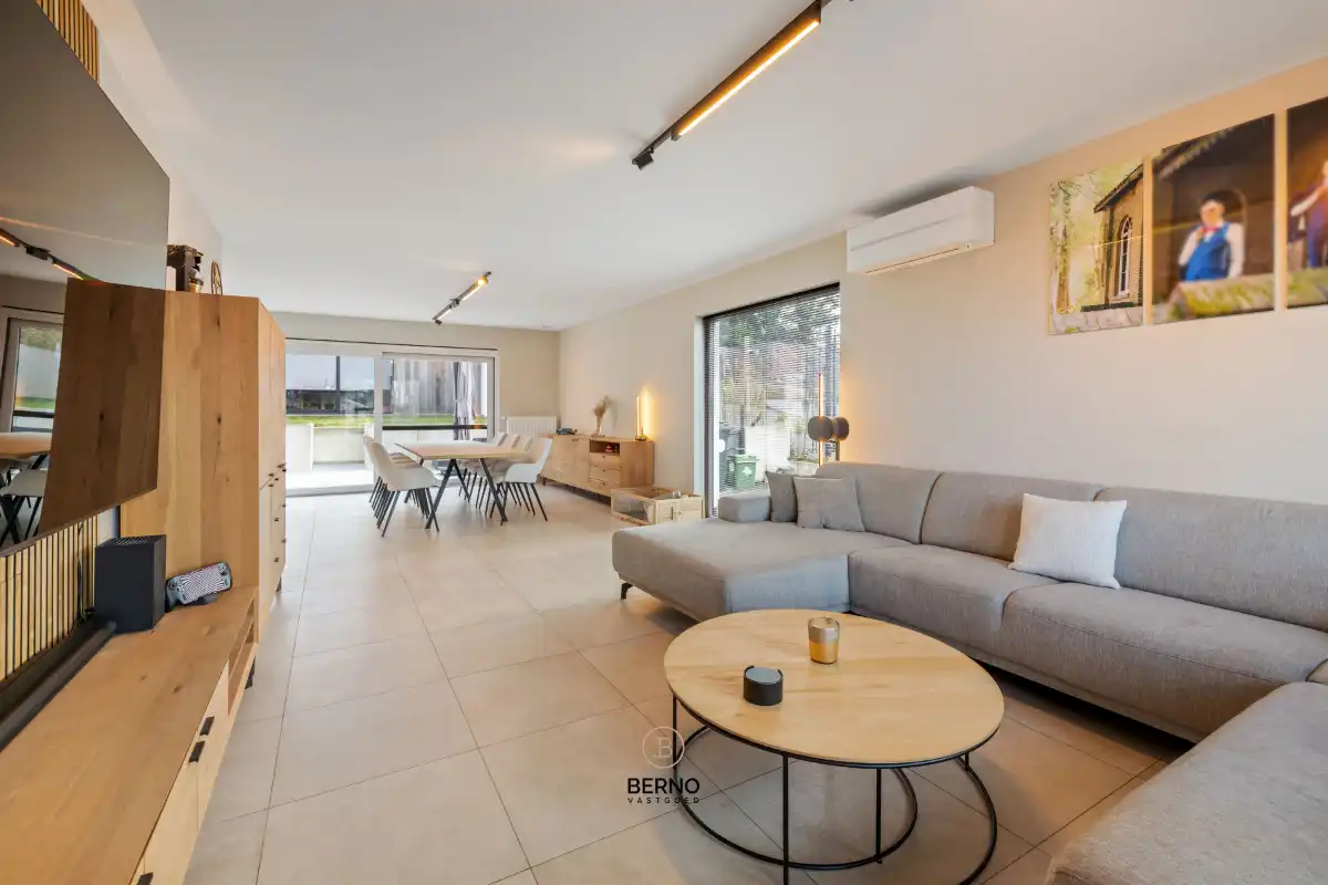 Instapklare HOB met tuinkantoor in Zottegem foto 3