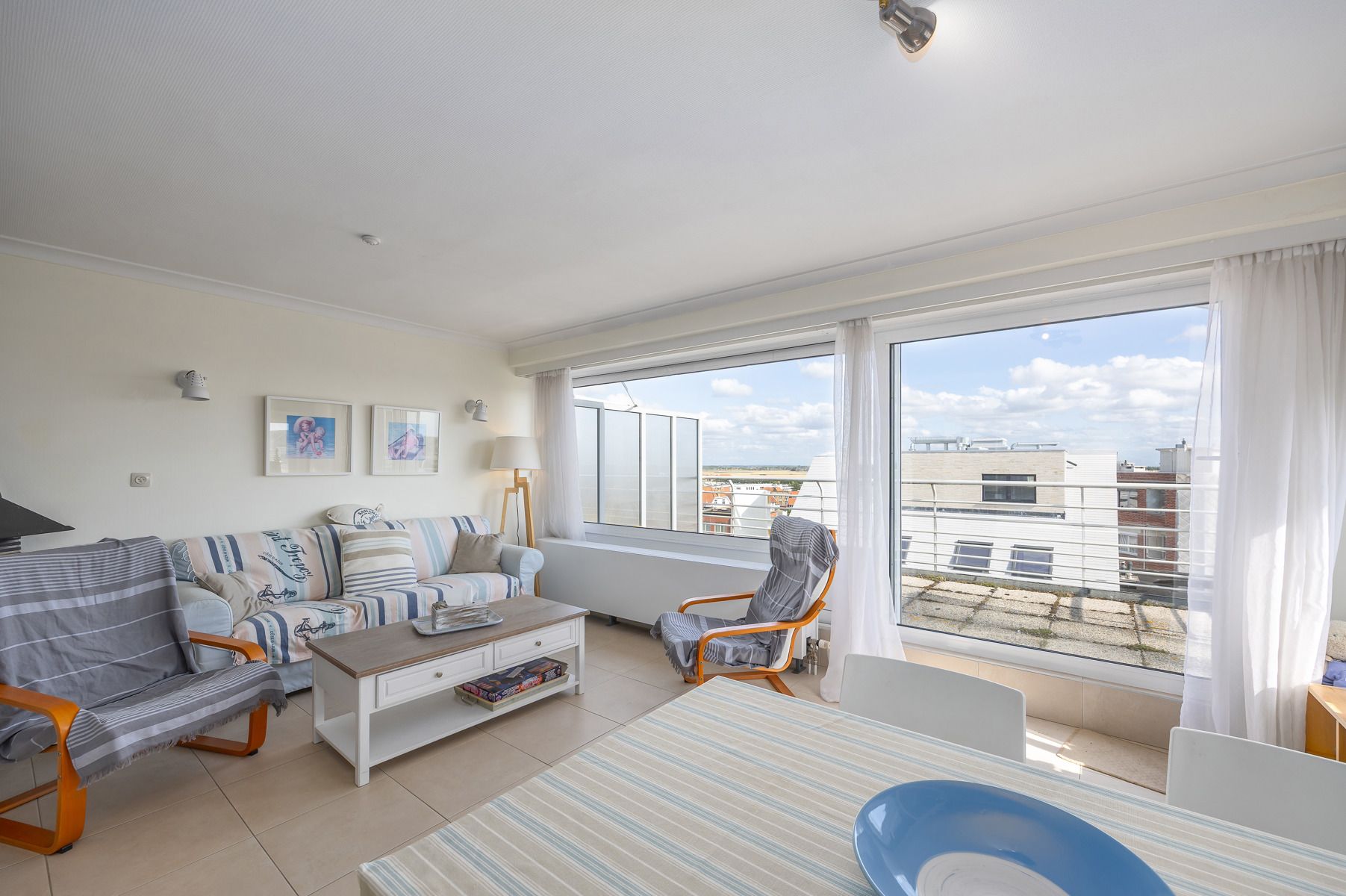 Residentie SUN VALLEY foto {{pictureIndex}}