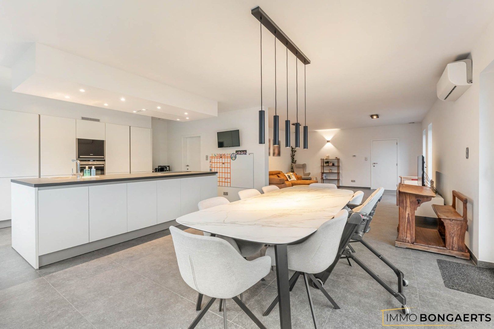 Ruime woning met 3 slaapkamers  foto 7