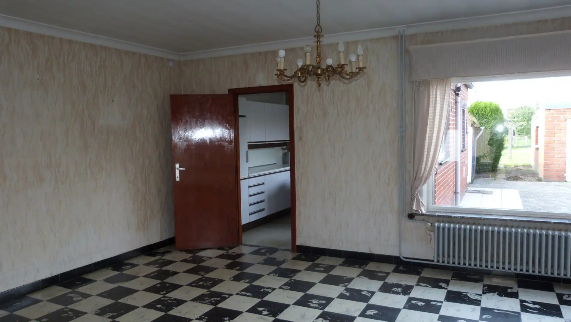 Halfopen bebouwing met garage en tuin - rand centrum Maldegem foto 9