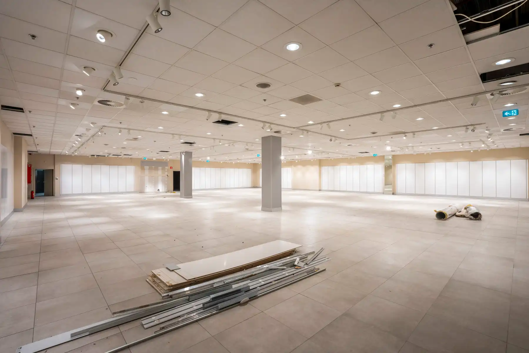 Commerciële toplocatie in Shopping Den Tir foto 12