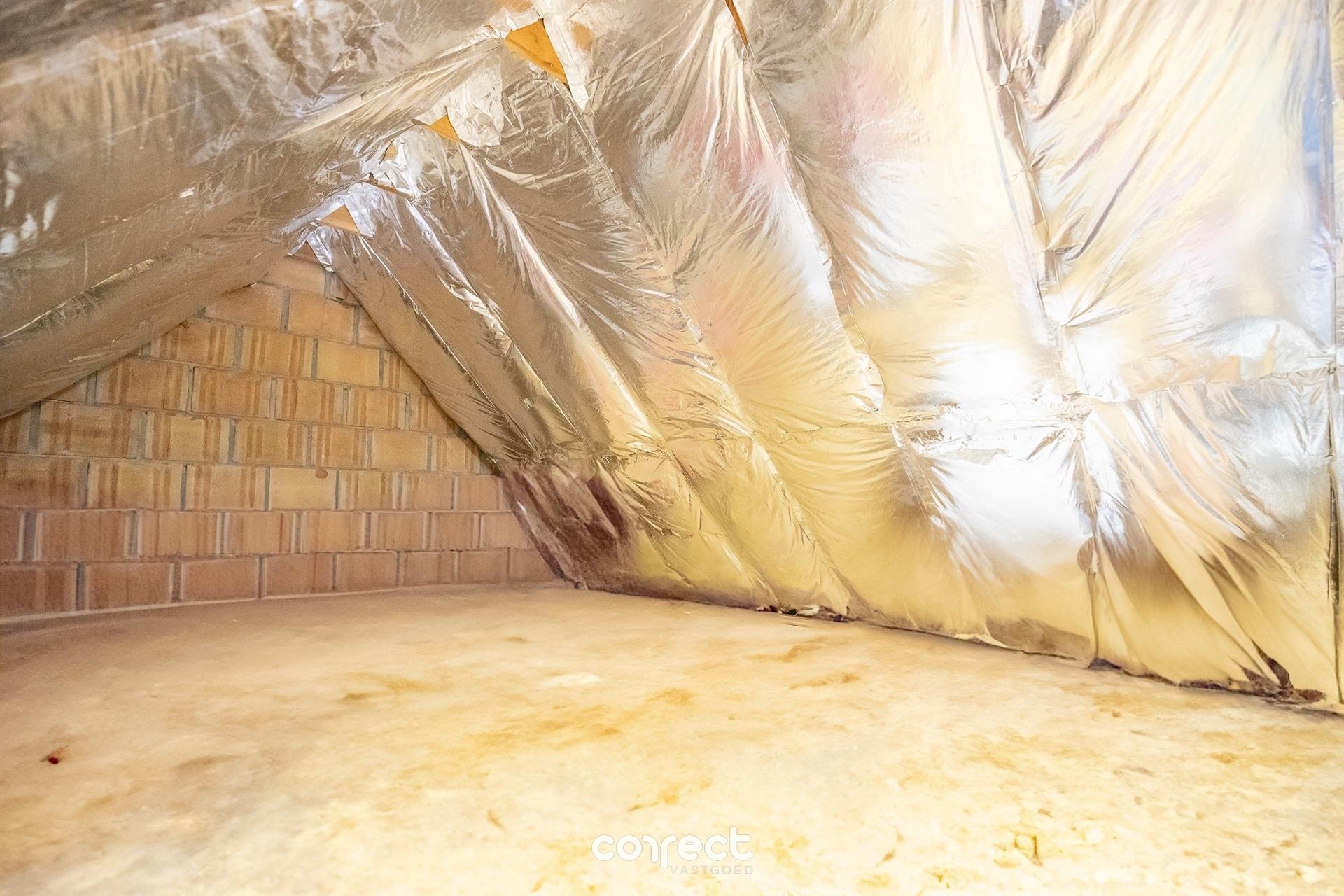 Ruim en energiezuinig duplex appartement Adinkerke foto 14