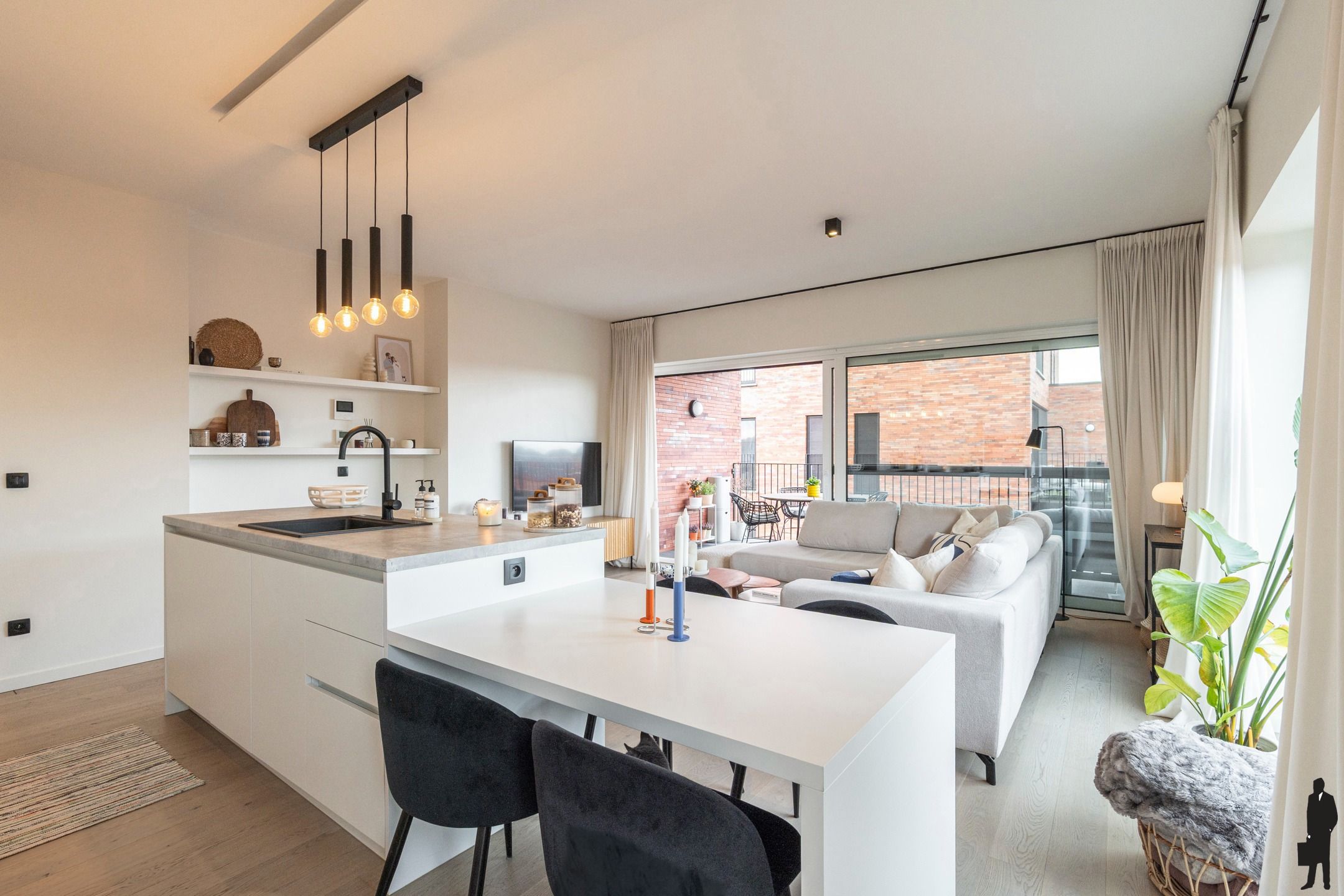 Uitstekend appartement met 2 slpk, terras en garage in Geel  foto 4