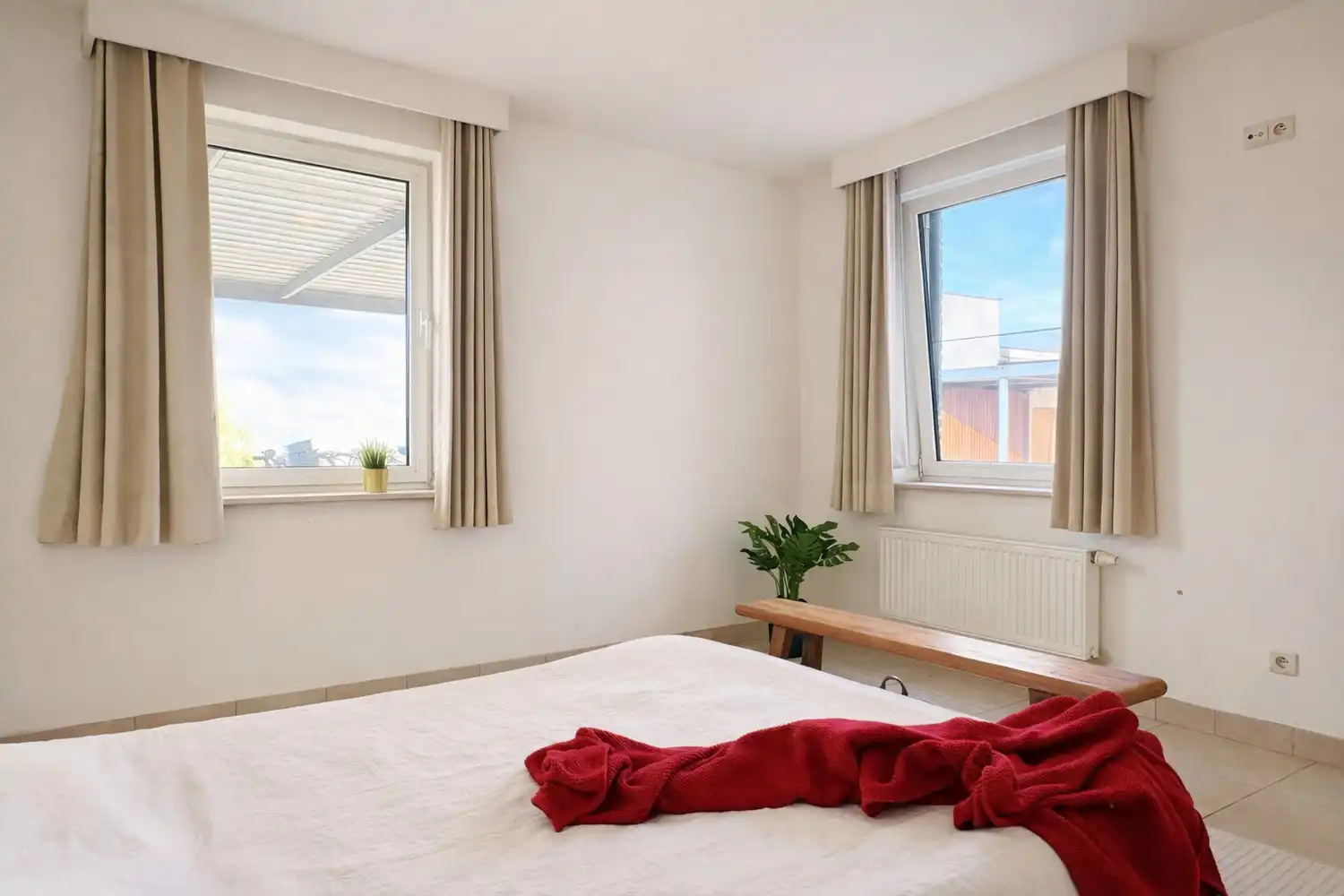 Instapklaar en energiezuinig éénslaapkamer appartement in het centrum van Eke foto 11