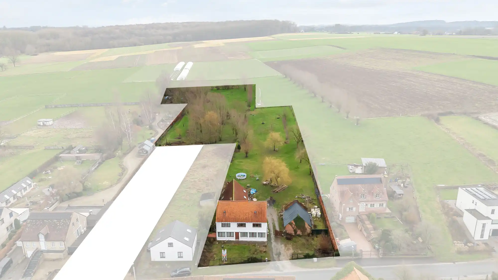 Hoofdfoto van de publicatie: Landelijke woning met ruime weide op 1 ha