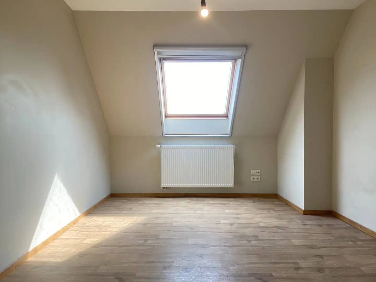 Verzorgd duplex appartement met 3 slaapkamers en autostaanplaats foto 6