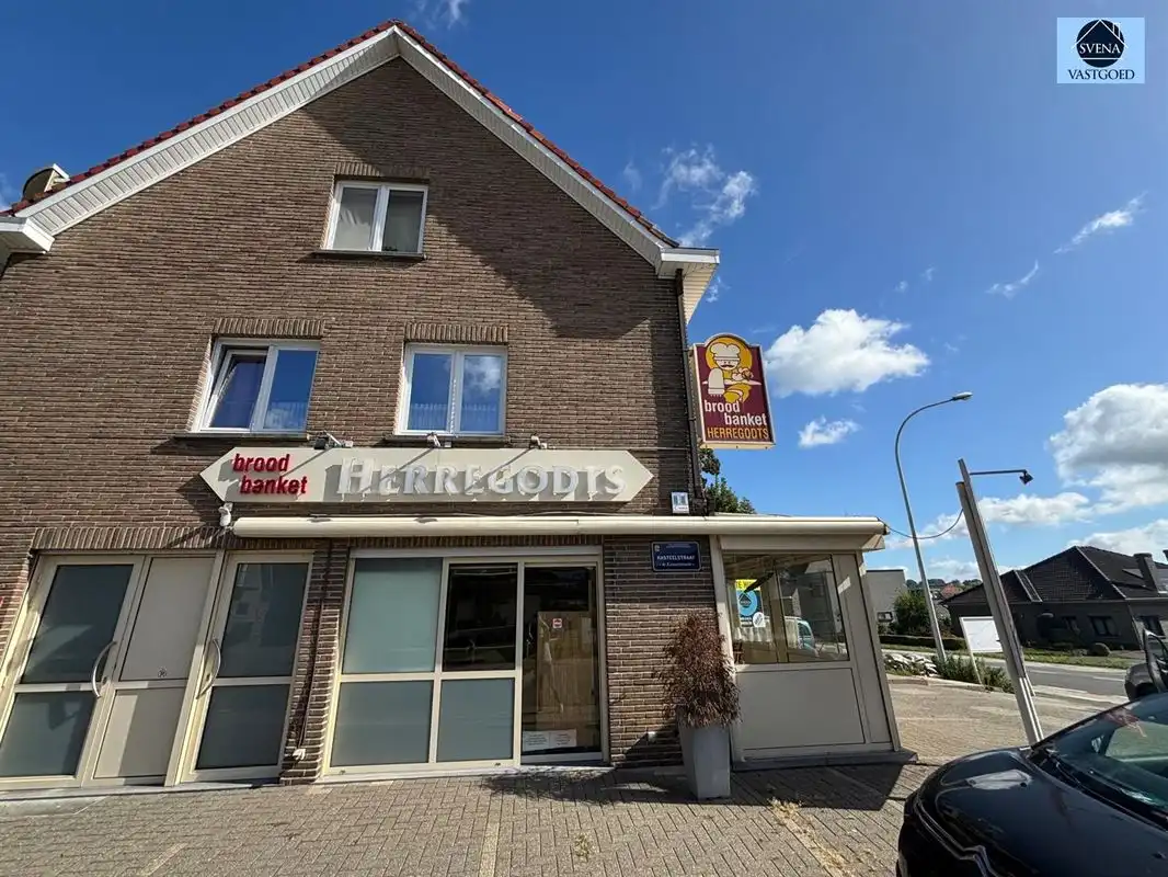 ZEER GOED GELEGEN WINKELRUIMTE foto 2