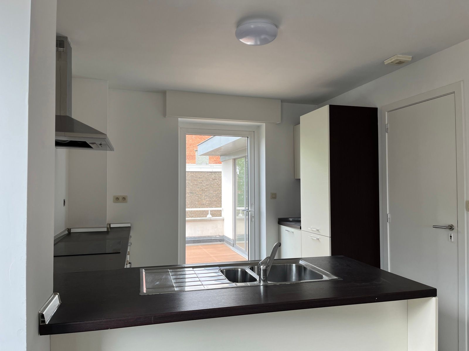 Recente duplex met 1 slaapkamer en bureau foto 7