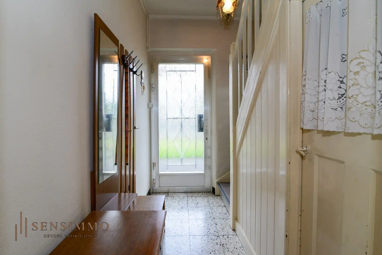 Te renoveren HOB met 3 slaapkamers in Zwartberg-Genk foto 3