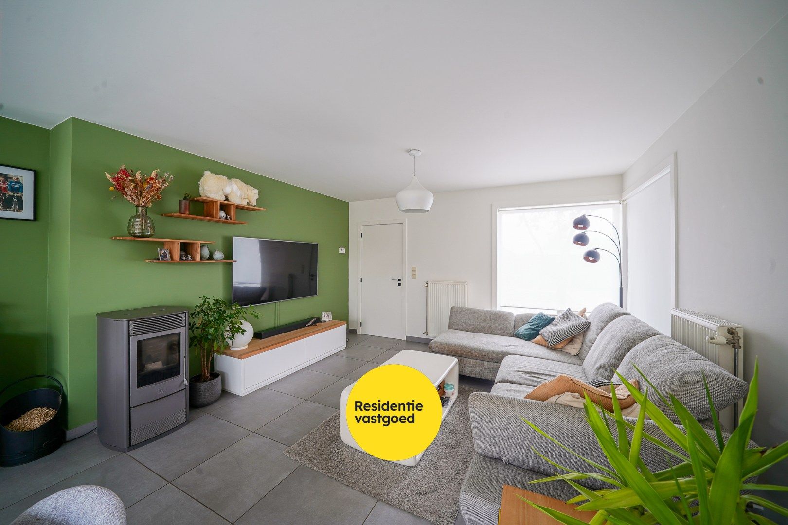 Instapklare halfopen woning met 3 slaapkamers op gunstige locatie te Bredene foto 6