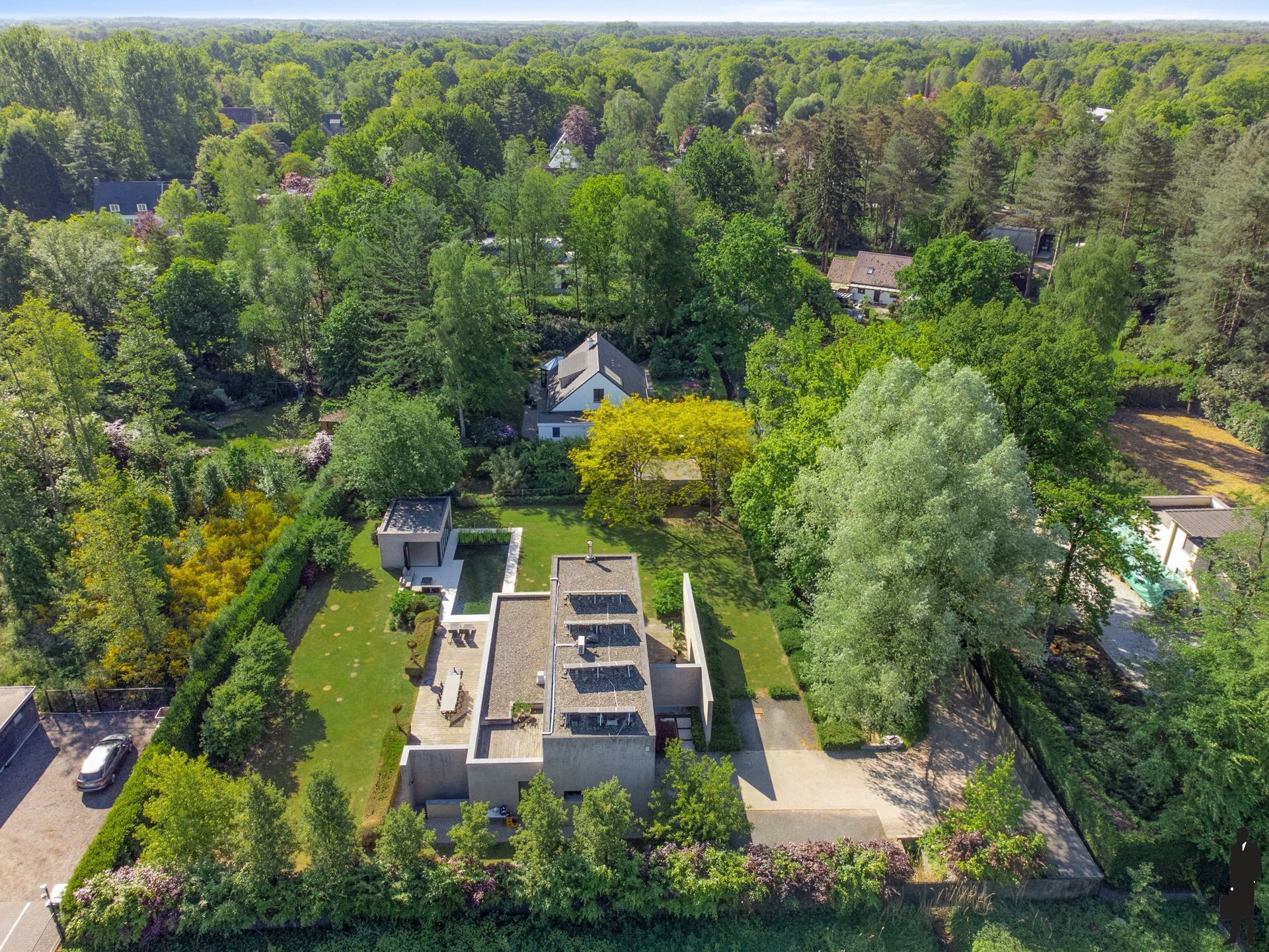 Luxueuze villa te koop in doodlopende straat foto 37