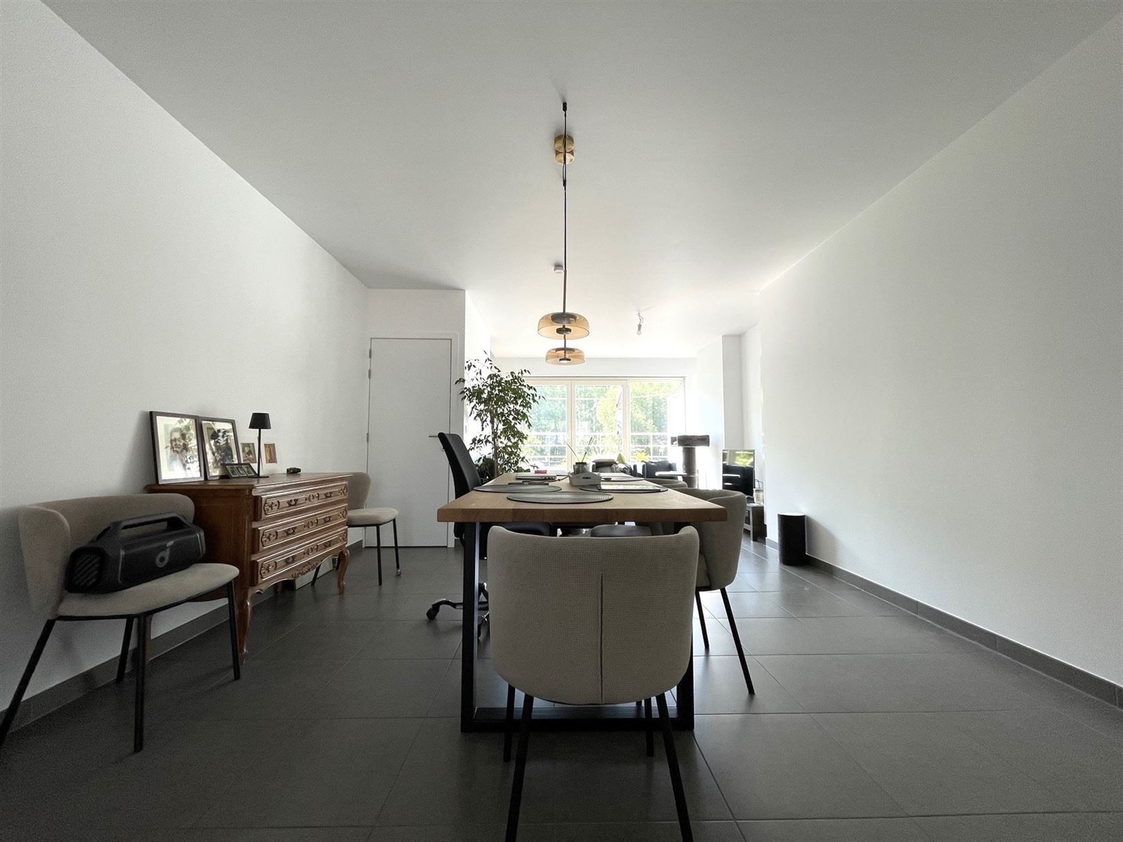 Instapklaar recent appartement met 2 slps en terras foto 4
