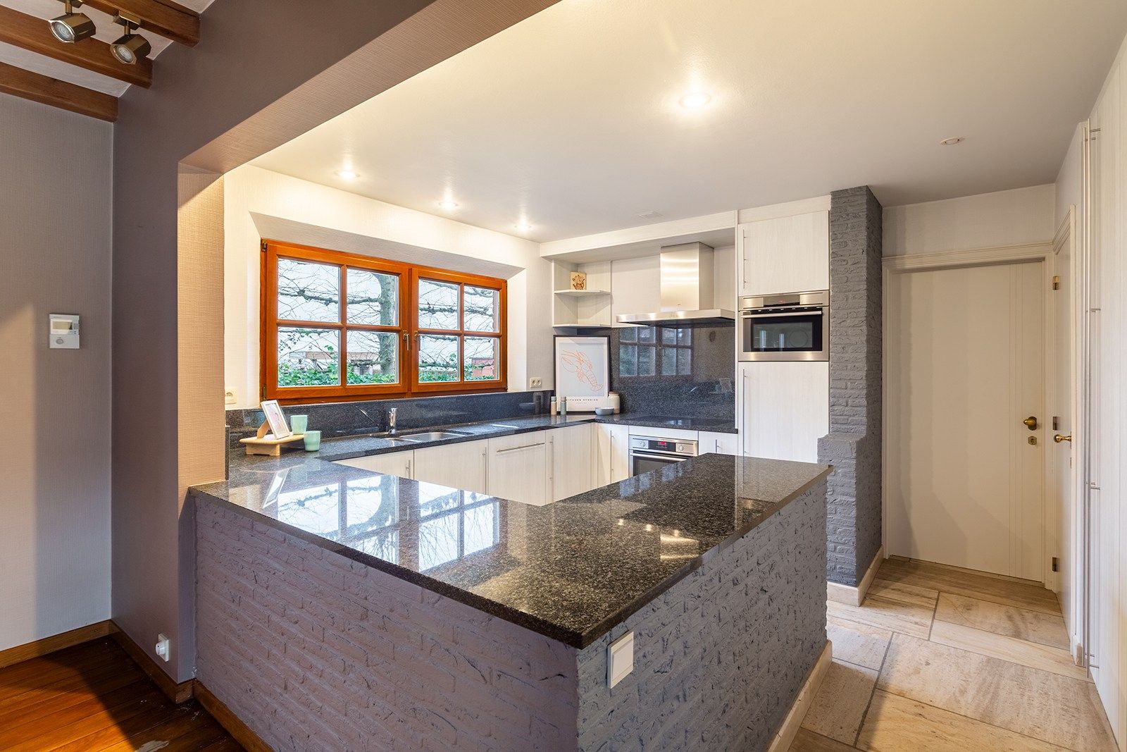 Charmante gezinswoning op 6.217 m² foto 10