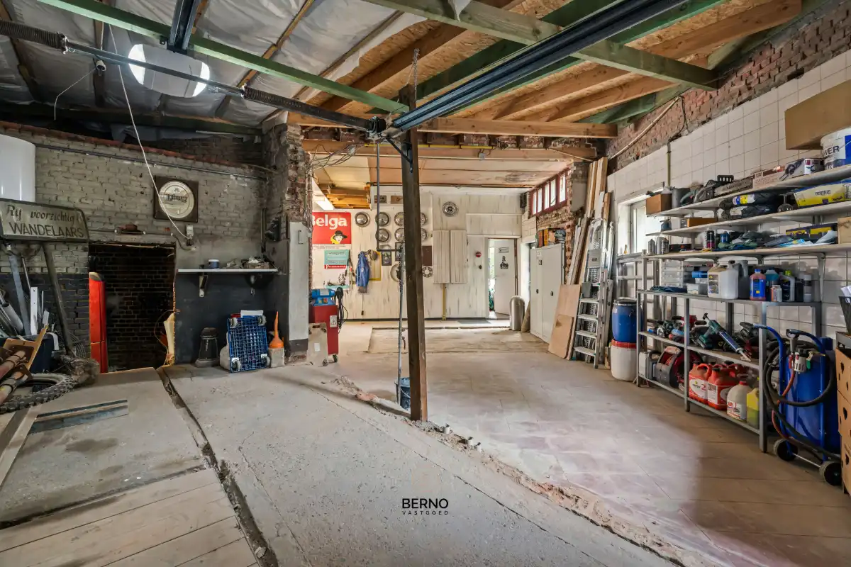 Rustig gelegen woning met 3 slaapkamers en ruime garage. foto 12