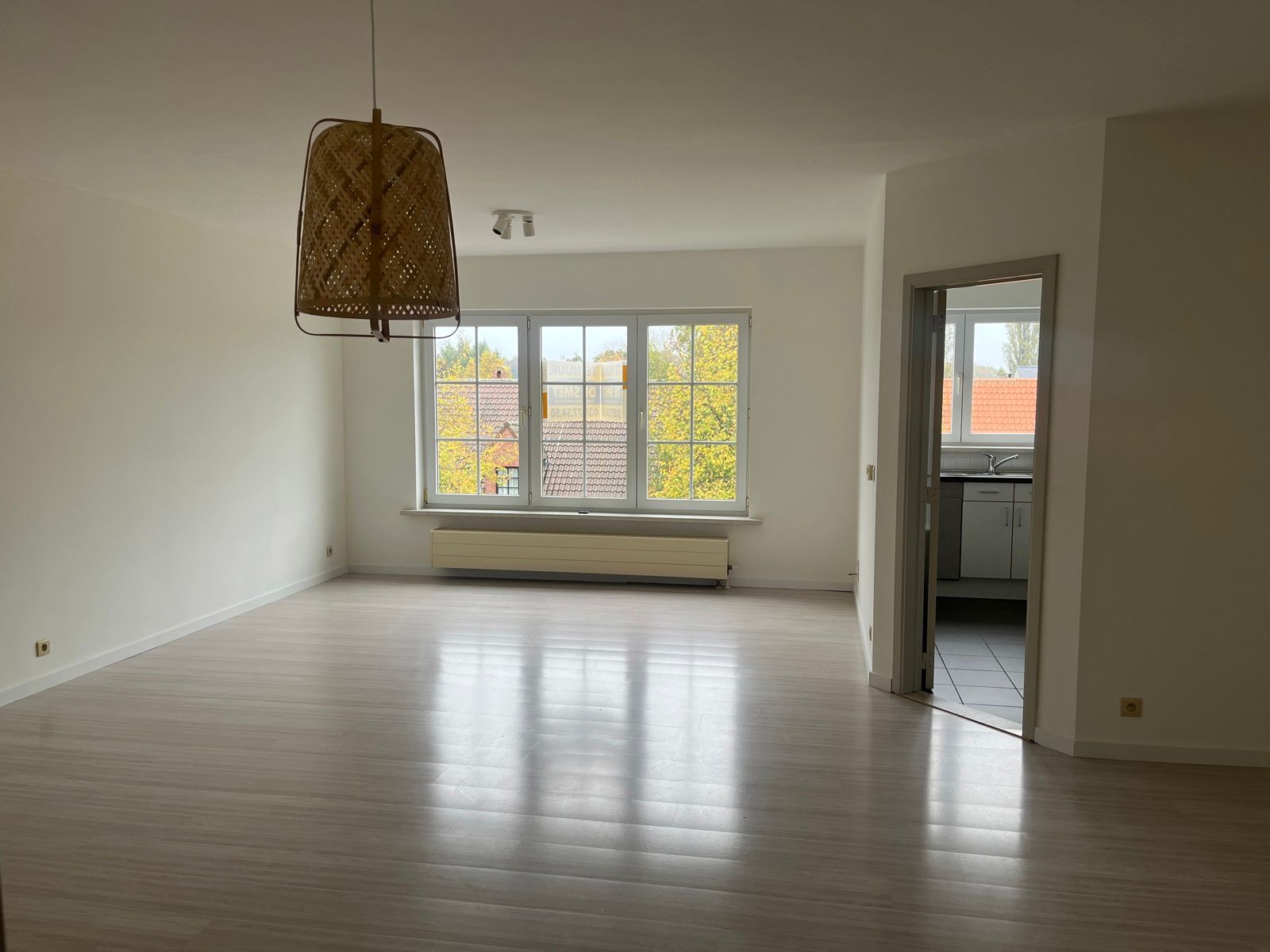 Vernieuwd appartement met uniek open groen zicht achteraan foto 2