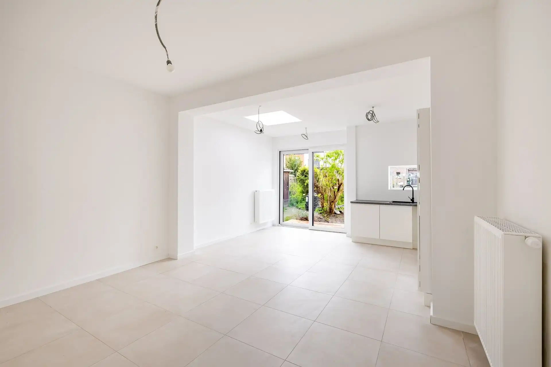 Lichtrijke, instapklare woning met tuin op wandelafstand van centrum foto 3