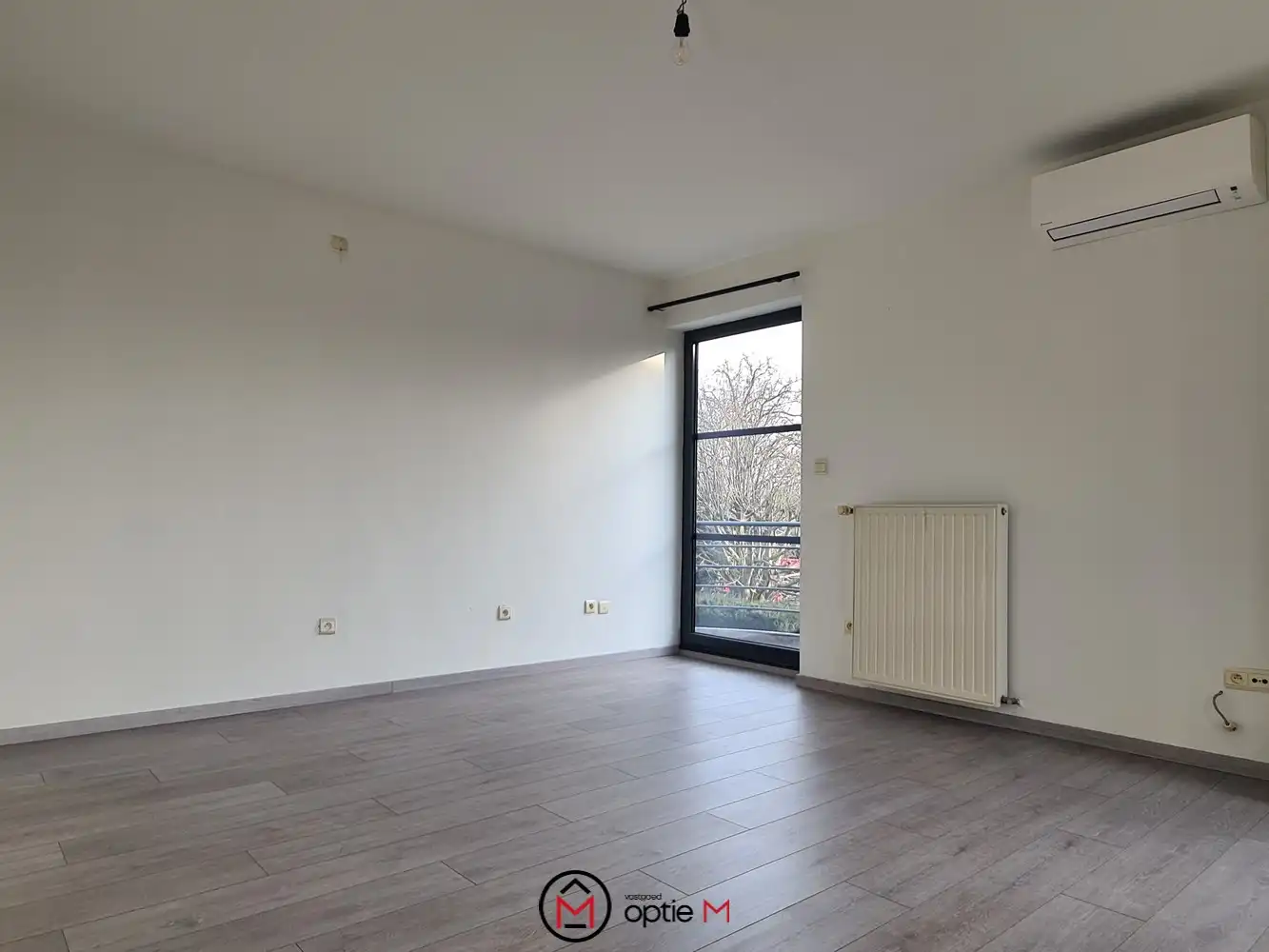 Halfopen woning te huur in Rijkhoven (Bilzen) – Ruime gezinswoning met grote tuin foto 11