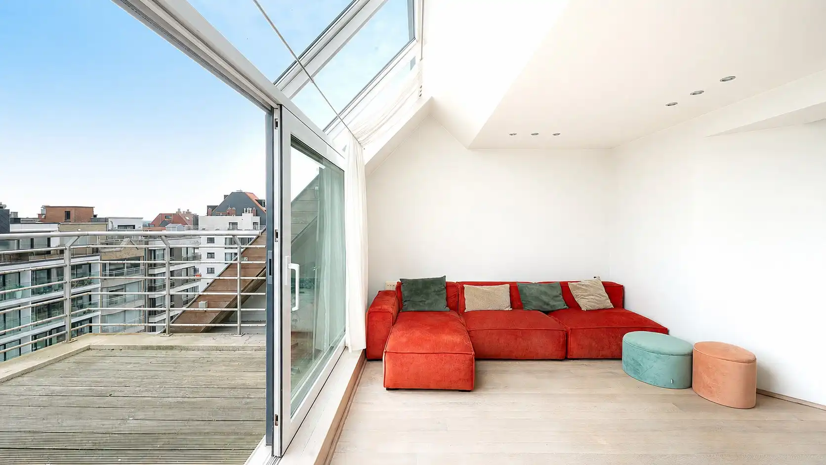 Ruim duplex appartement met zonnige terrassen in hartje Knokke foto 2
