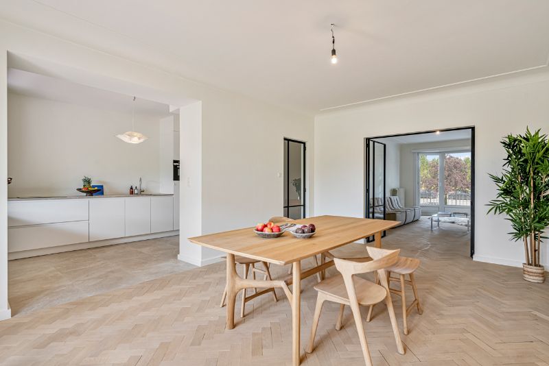 Ruim en gerenoveerd appartement van 170 m2 met prachtig zicht op de Bijloke en ruim terras foto 13