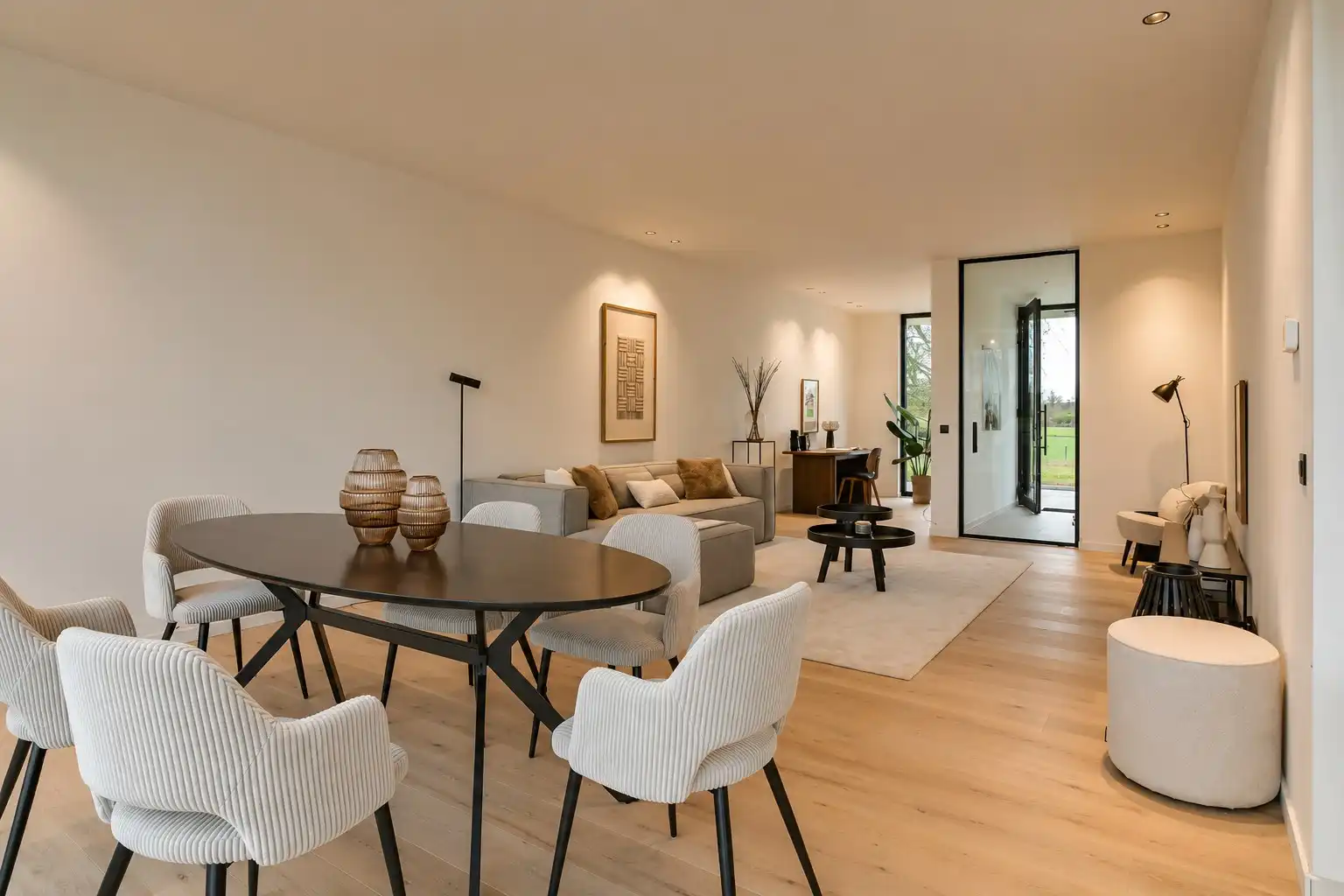 Ruime afgewerkte nieuwbouwwoning met landelijk zicht! foto 5
