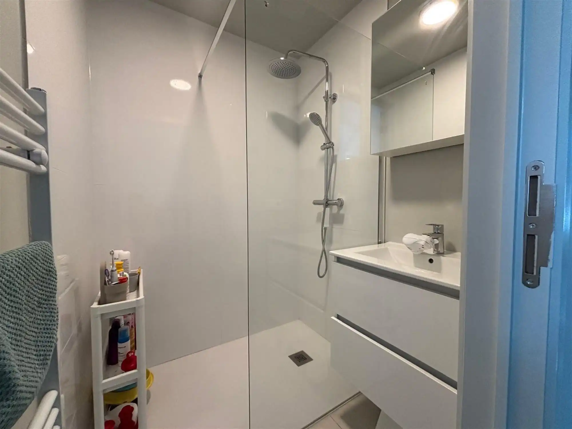 3 slaapkamer appartement gelegen aan het water! foto 11