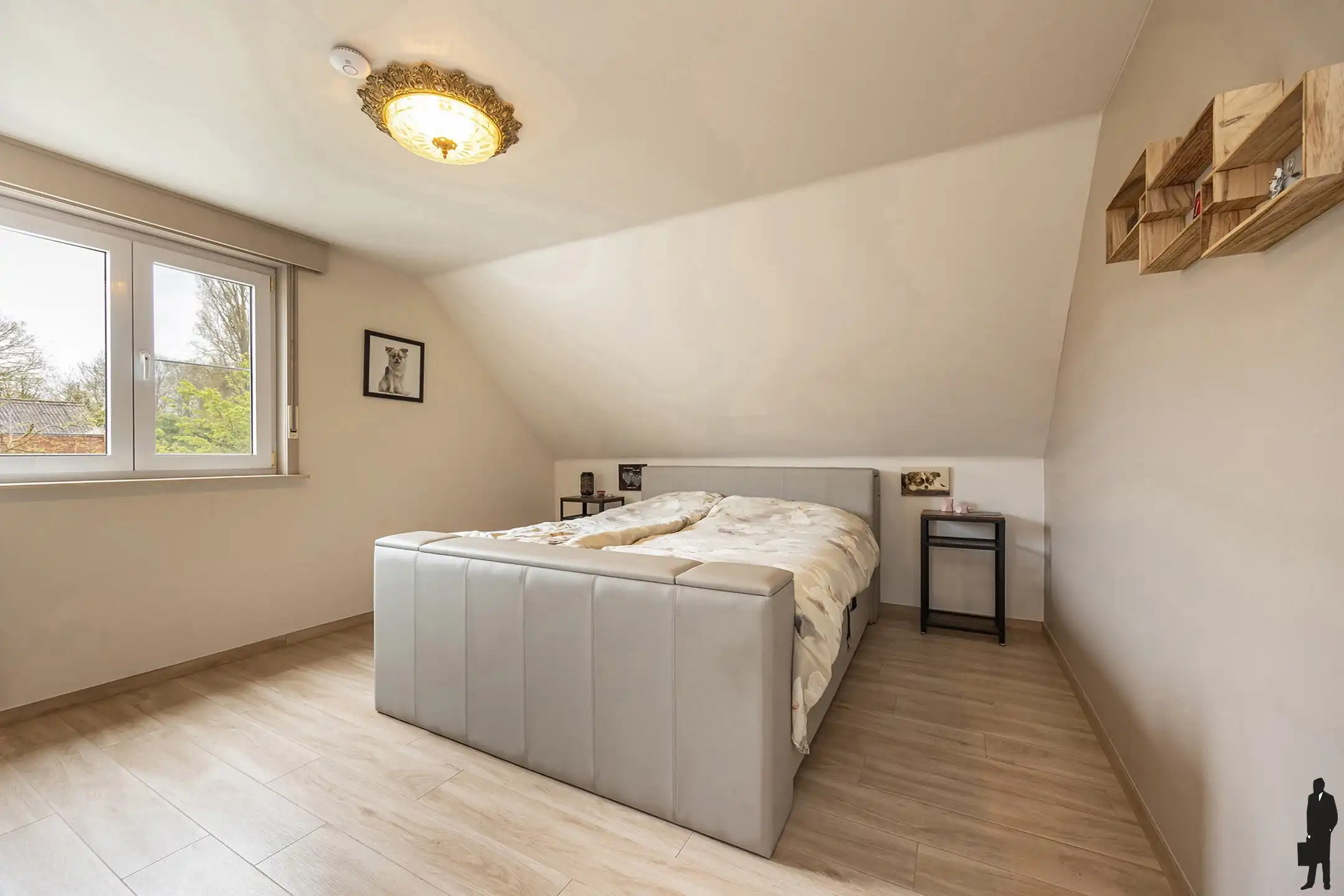 Instapklare gezinswoning met 3 slpk, tuin, garage & carport  foto 9