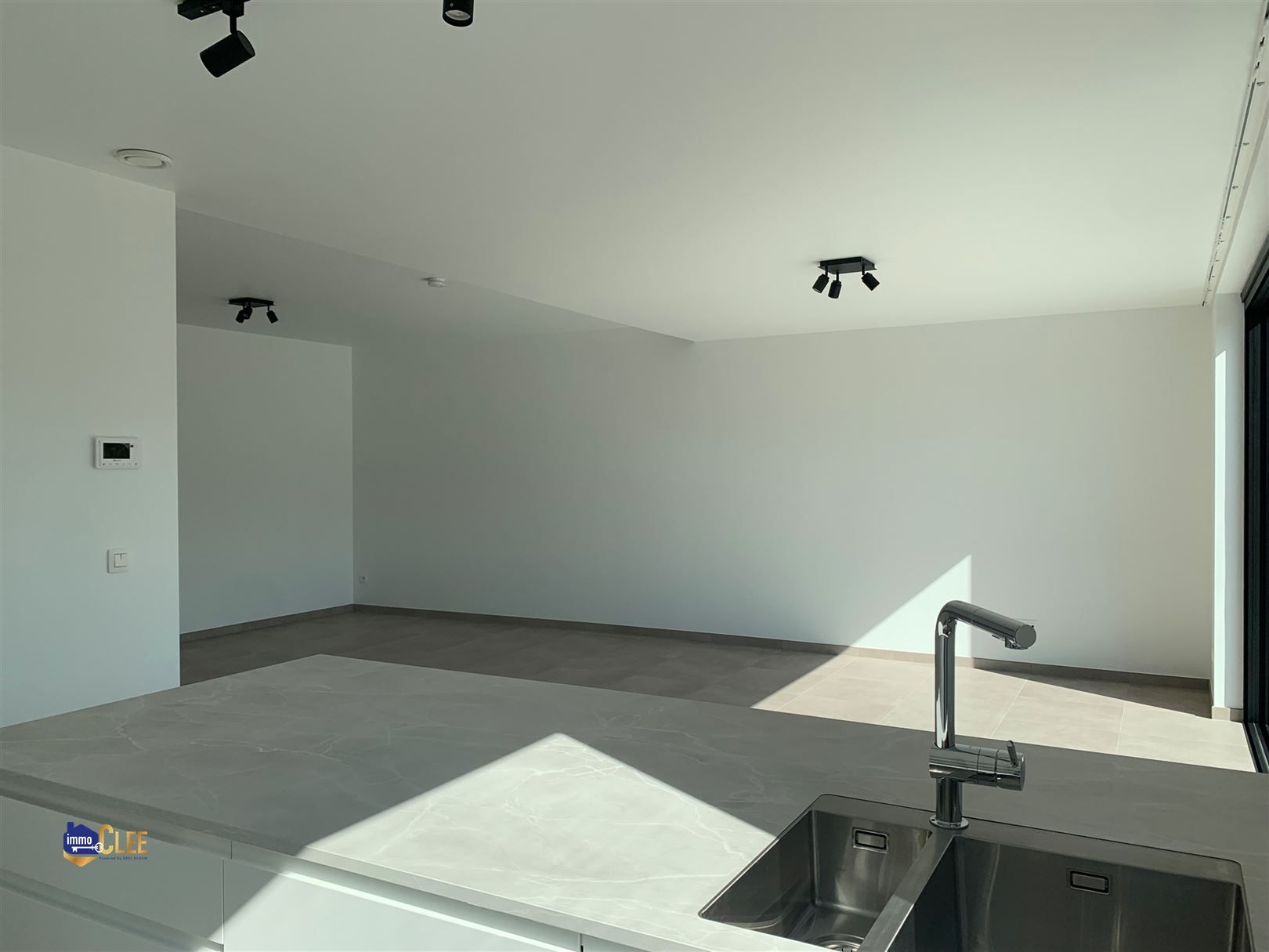 Ruim gelijkvloers appartement in Sint-Truiden foto 10