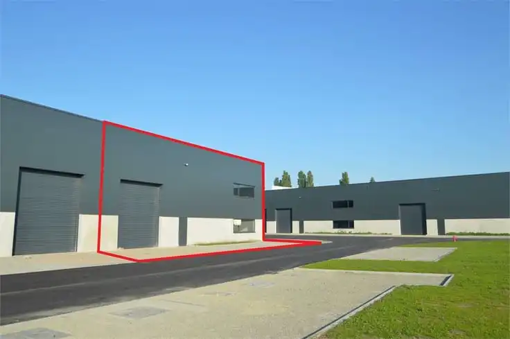 Nieuwbouw KMO-UNIT van 512 m² + 5 parkings foto 2