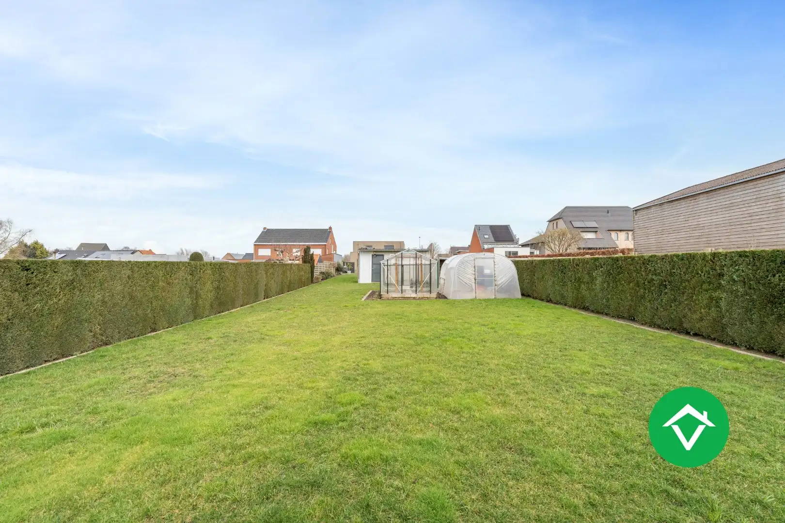 Alleenstaande woning met 4 slaapkamers en garage te Aartrijke foto 34