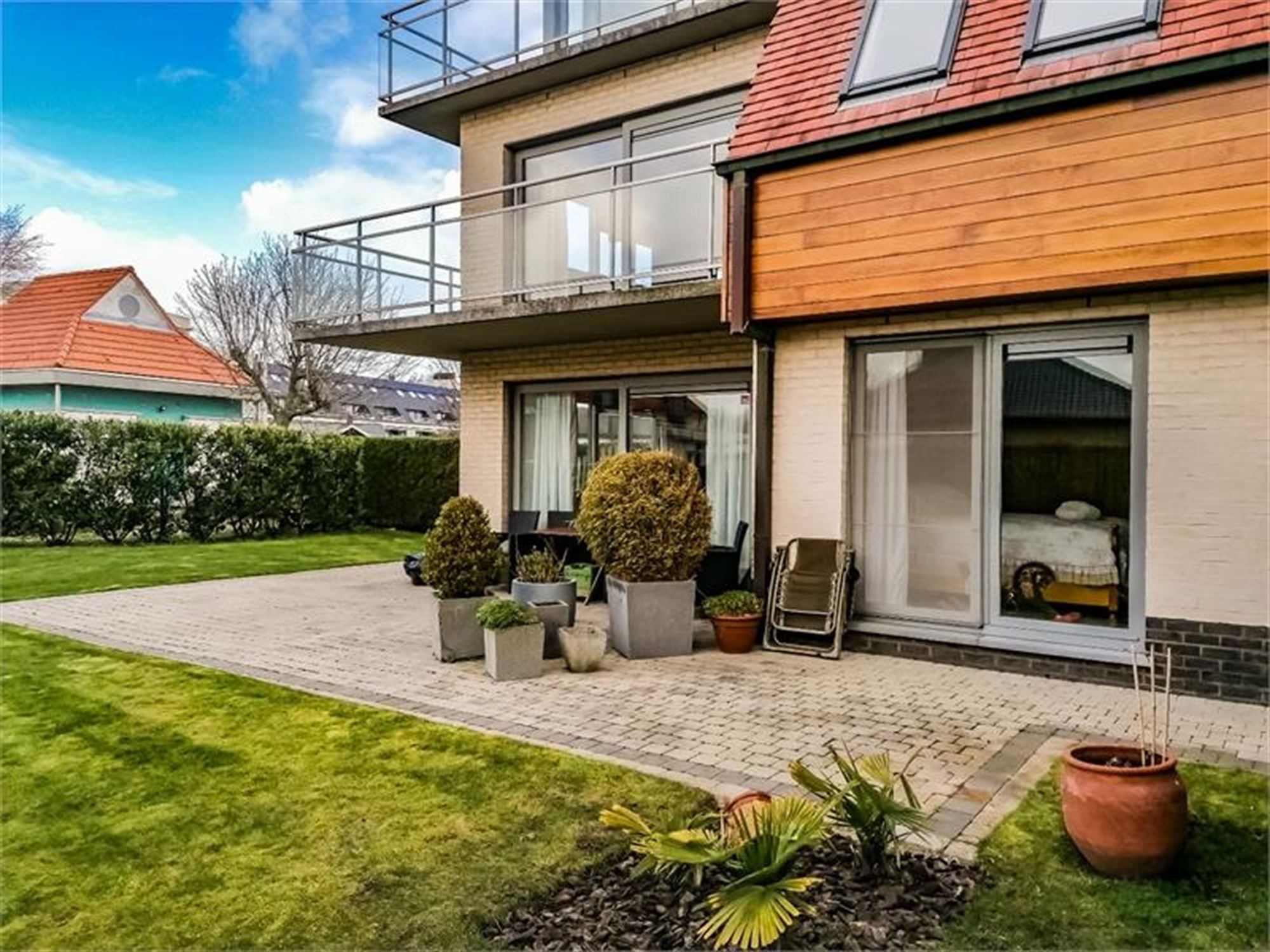 Schitterend tuinappartement met garage! foto 3