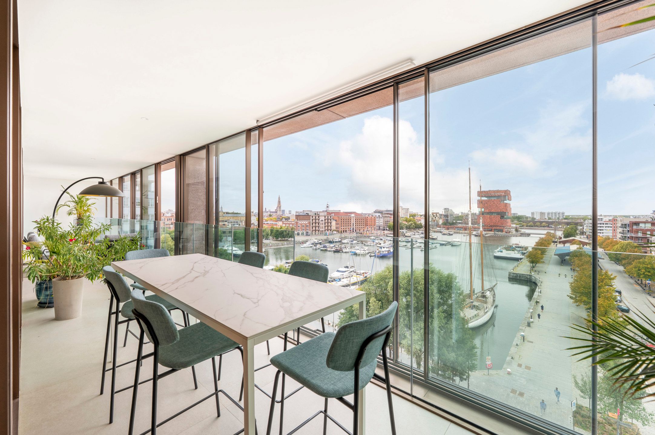 ANTWERPEN - Exclusief appartement op het Eilandje foto 13
