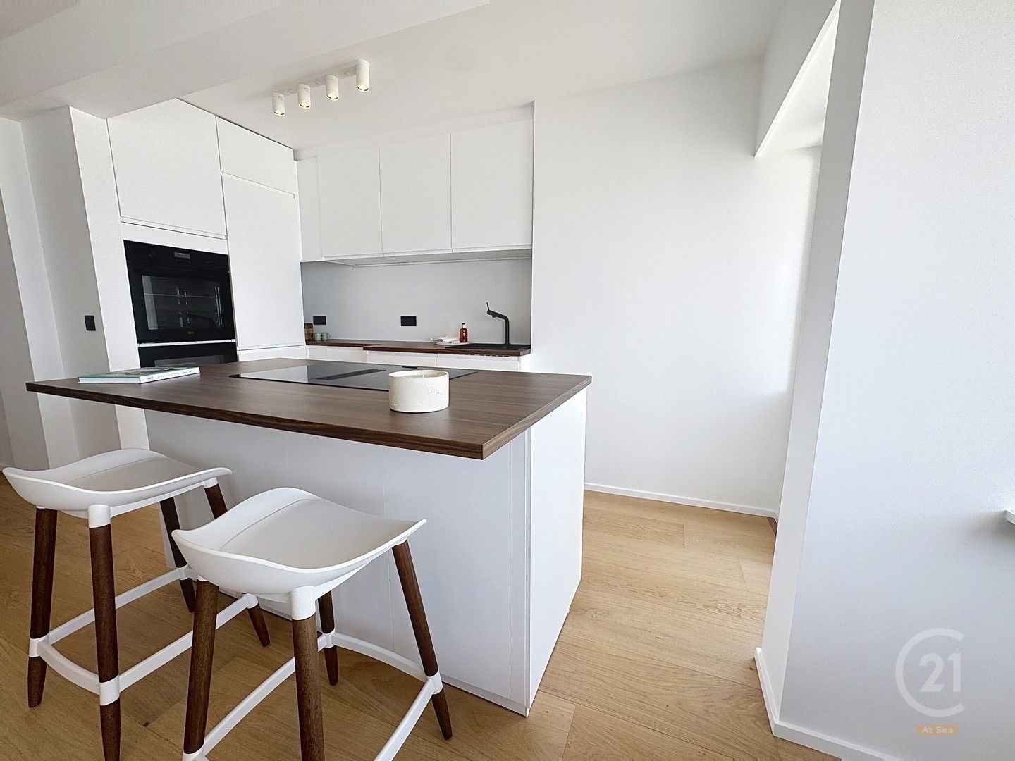 Instapklaar appartement op toplocatie – Zeedijk Westende foto 8