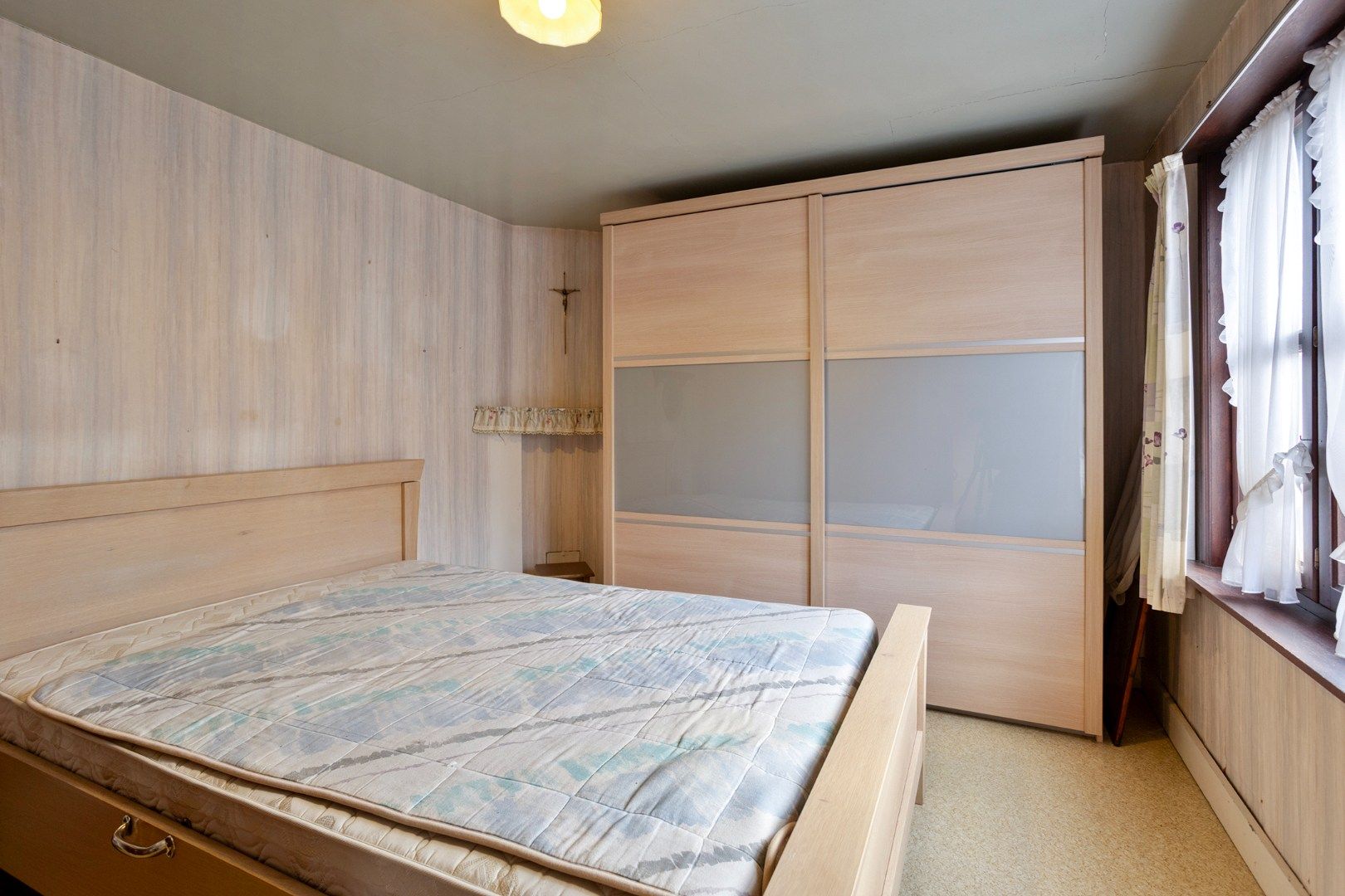 Te renoveren halfopen woning met 3 slpks op 604 m² te St.-Jozef-Olen ! foto 7