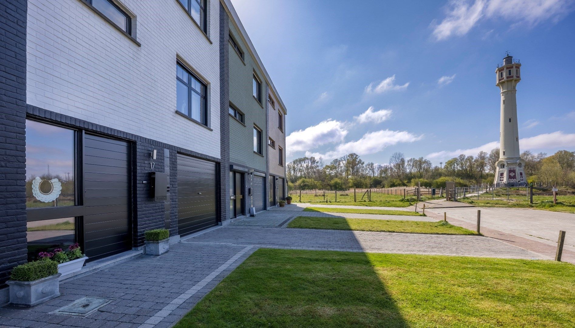 Knappe woning met weidse zichten, vlakbij het strand foto 21