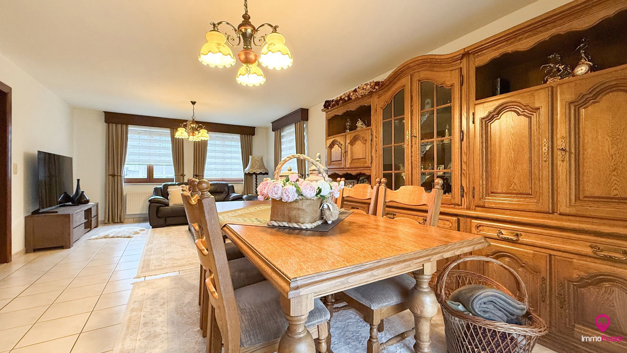 Gezellige woning met 3 slaapkamers en prachtige tuin! foto 8